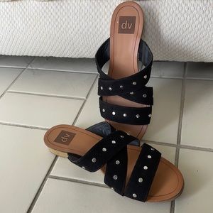 DV ladies sandals